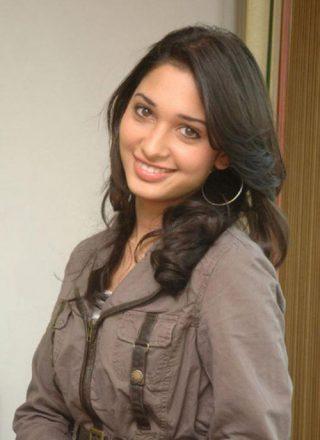 Tamanna's Cute Smile Tamanna's Smile Looks So Cute Even Without Makeup