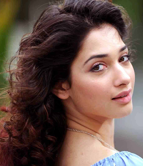 Tamanna Looks Fresh and Gorgeous Even Without Makeup