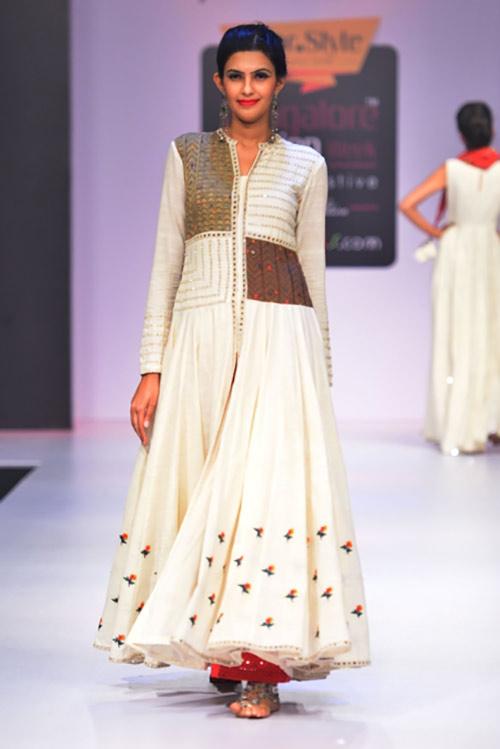 Kutch And Khadi Off White Anarkali Salwar