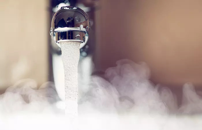 4. Cleaning The Vagina Using Hot Steam