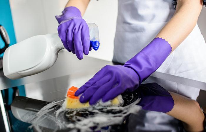 3.-Clean-Oily-Kitchen-Surfaces