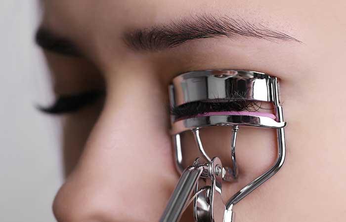 6. Curl Your Eyelashes