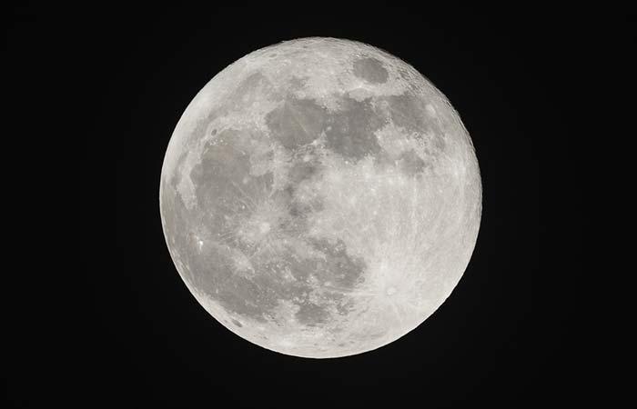 5. Full Moon Relationship Seeker