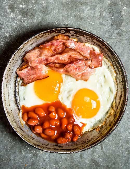 4. Bacon, Baked Beans, And Eggs