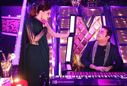 Married At 18, Single Mom To 3 Kids At 34, Kanika Kapoor's Story Will Run Chills Down Your Spine