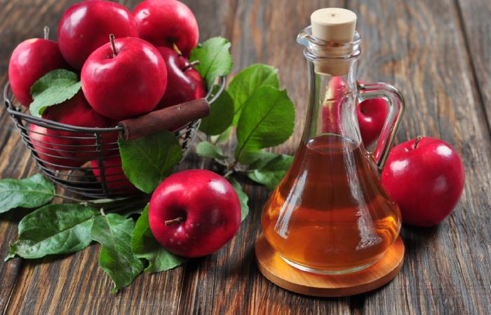 Apple cider vinegar for dark lips