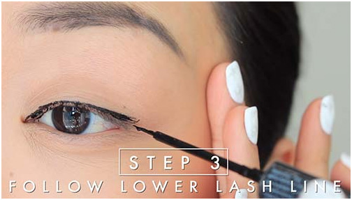 How to apply liquid eyeliner for beginners step 3