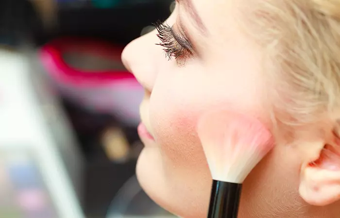 Makeup tips and tricks for applying blush