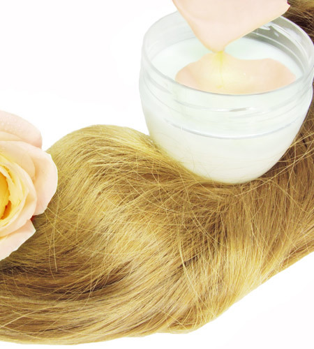 Homemade hair packs to get silky and bouncy hair in summer