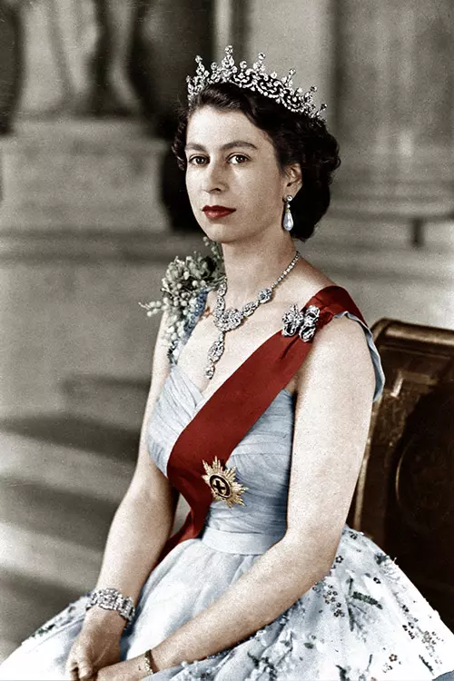 Queen Elizabeth II made her own lipstick in 1952