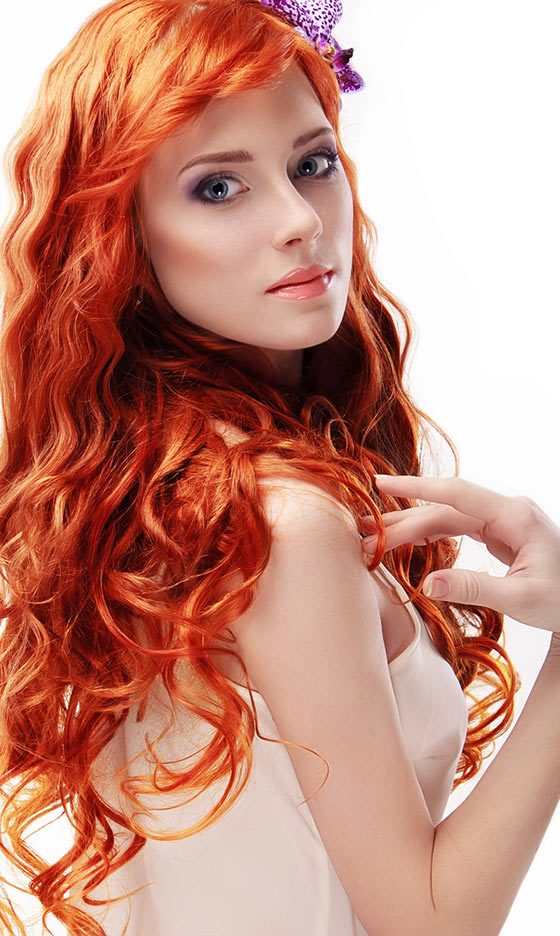Fiery long curls hairstyle for a square face