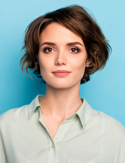 Brown layered bob hairstyle for a square face