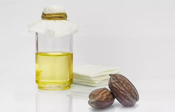 Jojoba oil for a homemade hair rinse