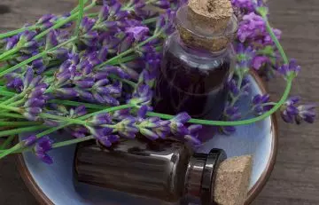 Lavender oil to get rid of blemishes