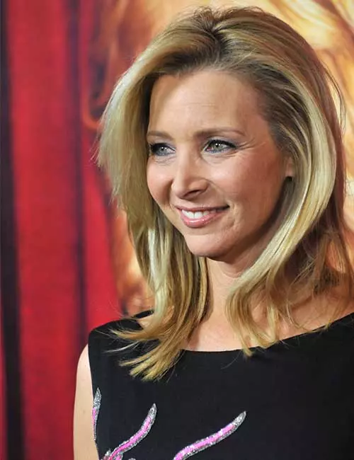 Hairstyle for heart-shaped faces inspired by Lisa Kudrow