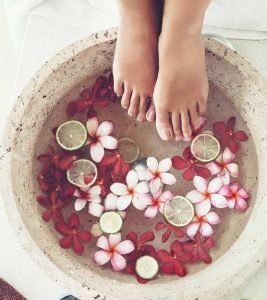 DIY Foot Scrubs – 20 Recipes To Pamper Your Tired Feet