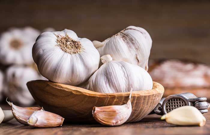 How To Get Rid OF Acne Scars - Garlic