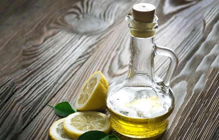 Olive-Oil-And-Lemon-Juice-For-Dark-Neck