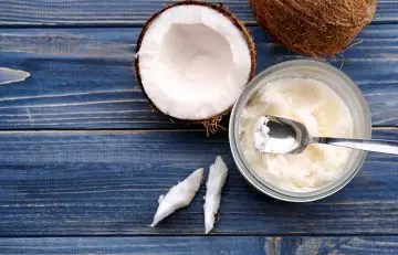 Coconut oil to get rid of fungal skin infections