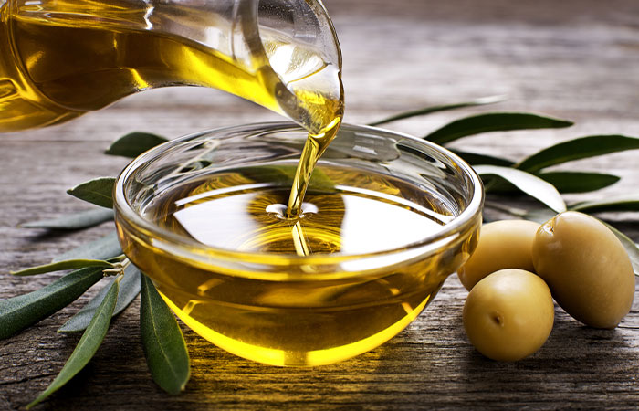 Olive oil is a home remedy for flaky skin