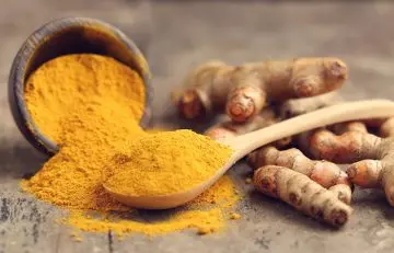 Turmeric powder is a home remedy for skin infection