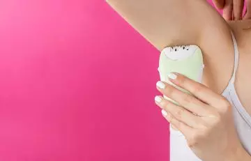 Epilator to remove underarm hair at home