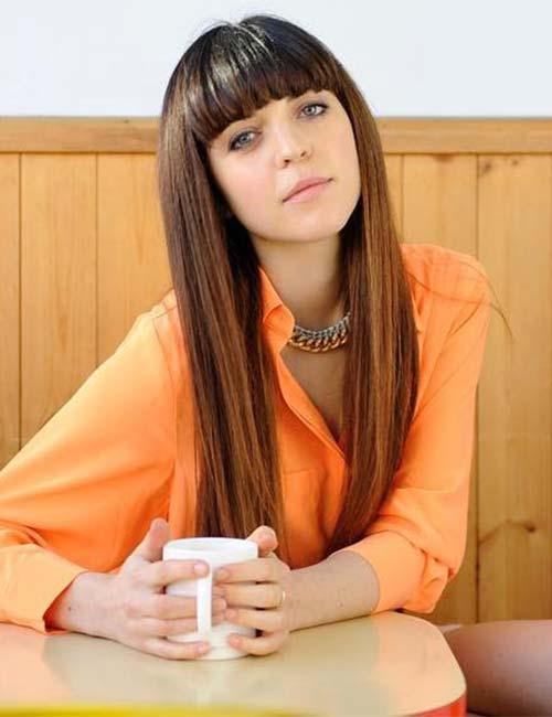 Long hair with short bangs
