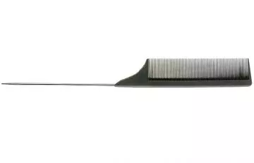 A pin tail comb