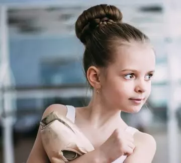 Donut ballerina bun hairstyle for little girls