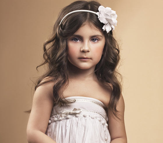 Image of Loose waves with headband toddler girl hairstyle