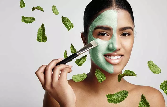 Mint leaves mask for acne