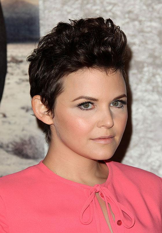 Popular Short Haircuts For Round Faces