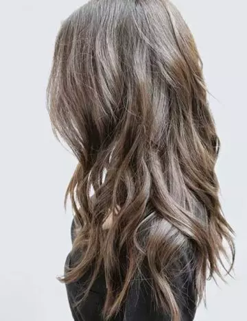 Textured layer hairstyle