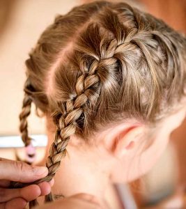 20 Quick And Easy Braids For Kids (Tutori...