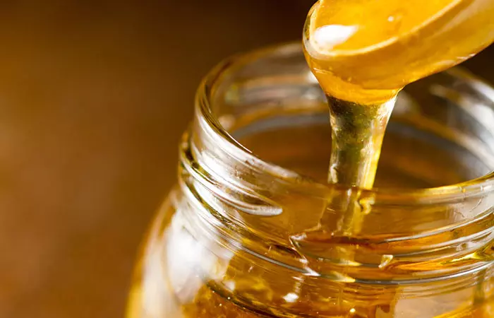 Honey to mix with onion juice for hair growth
