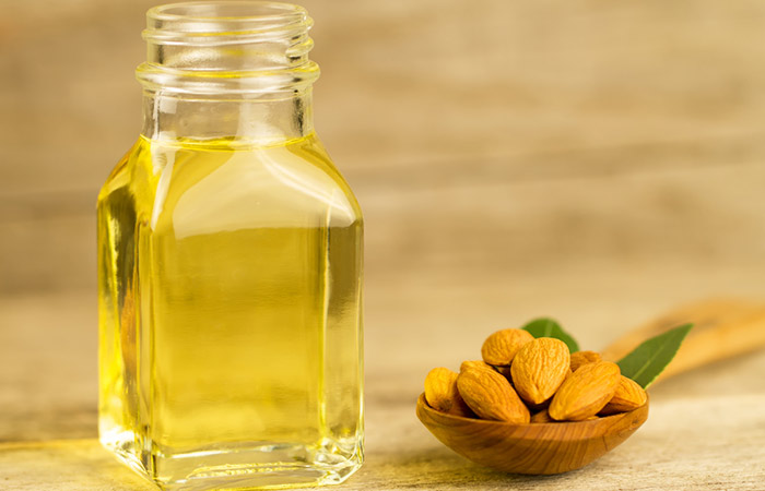 Almond oil and lemon juice for dandruff