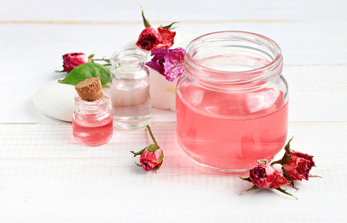 Saffron and rose water facepack for flawless skin