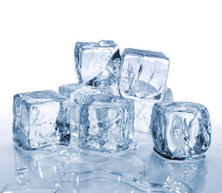 Use ice cubes to reduce pain while doing arched eyebrows as step 1