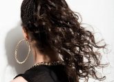 5 Curly Ponytail Hairstyles That Every Woman Should Try