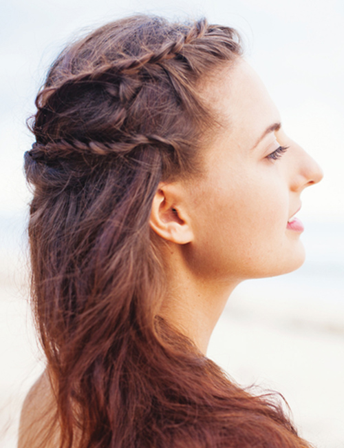 Braided tiara with curls for an Indian hairstyle