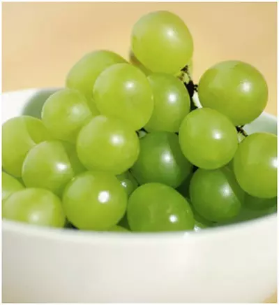 Queen Cleopatra used green grapes