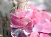 Rose Water: 8 Health Benefits And How To Use It