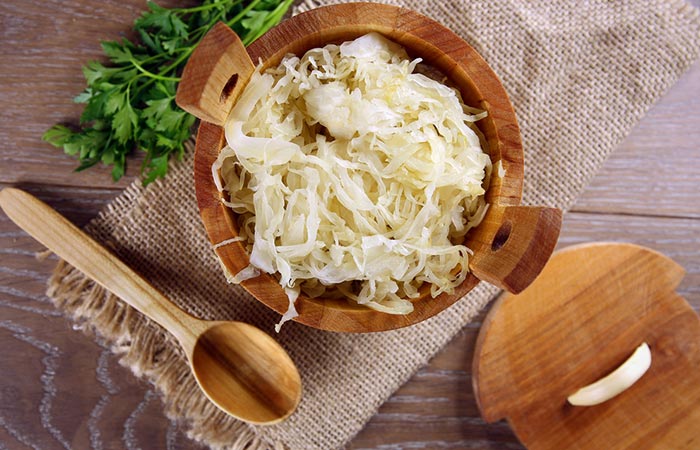 Sauerkraut as one of the foods that burn belly fat