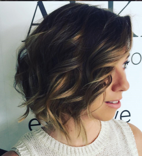 Wave me down short wavy hairstyle