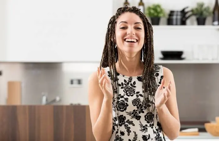 A woman in fishtail ponytail