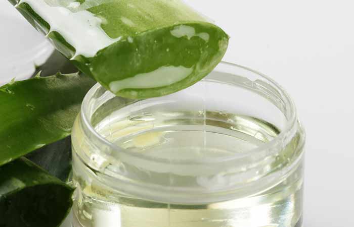 Aloe vera gel to get rid of black knees and elbows