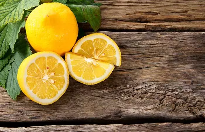 Lemon to get rid of black knees and elbows