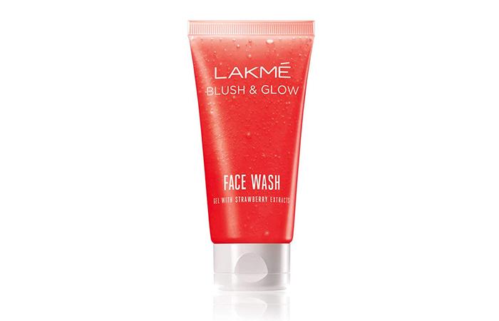 LAKME Blush Glow Face Wash Strawberry Blast