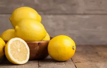 Lemon as one of the ways to lighten your skin tone