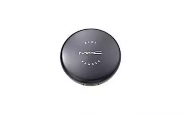 MAC Blot Pressed Powder - Best Compact For Oily Skin